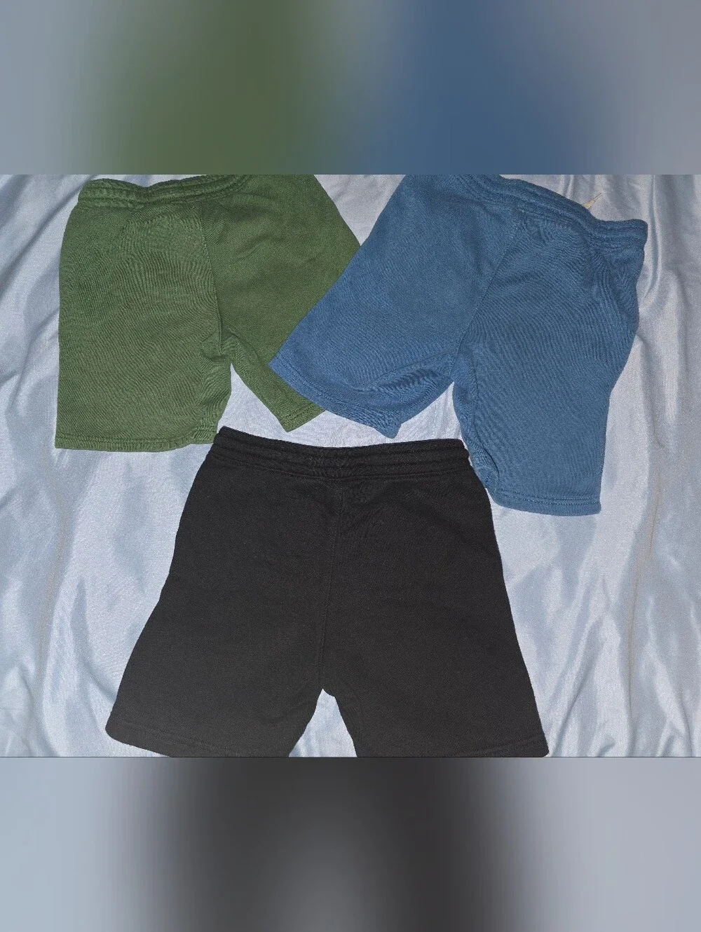 Old Navy Kids Shorts in Black, Blue & Green Boys Size 6/7